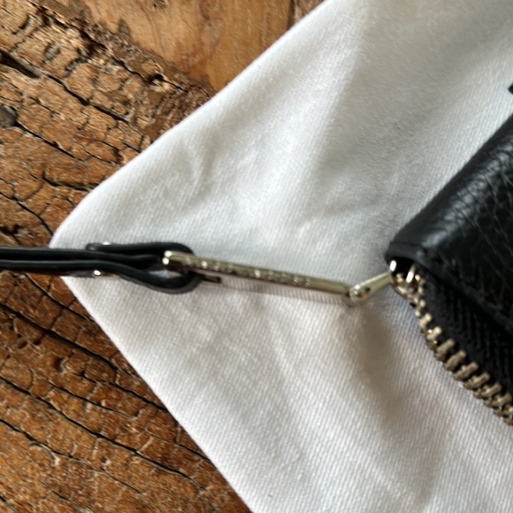 Marc Jacobs zip wallet - Picture 4 of 4